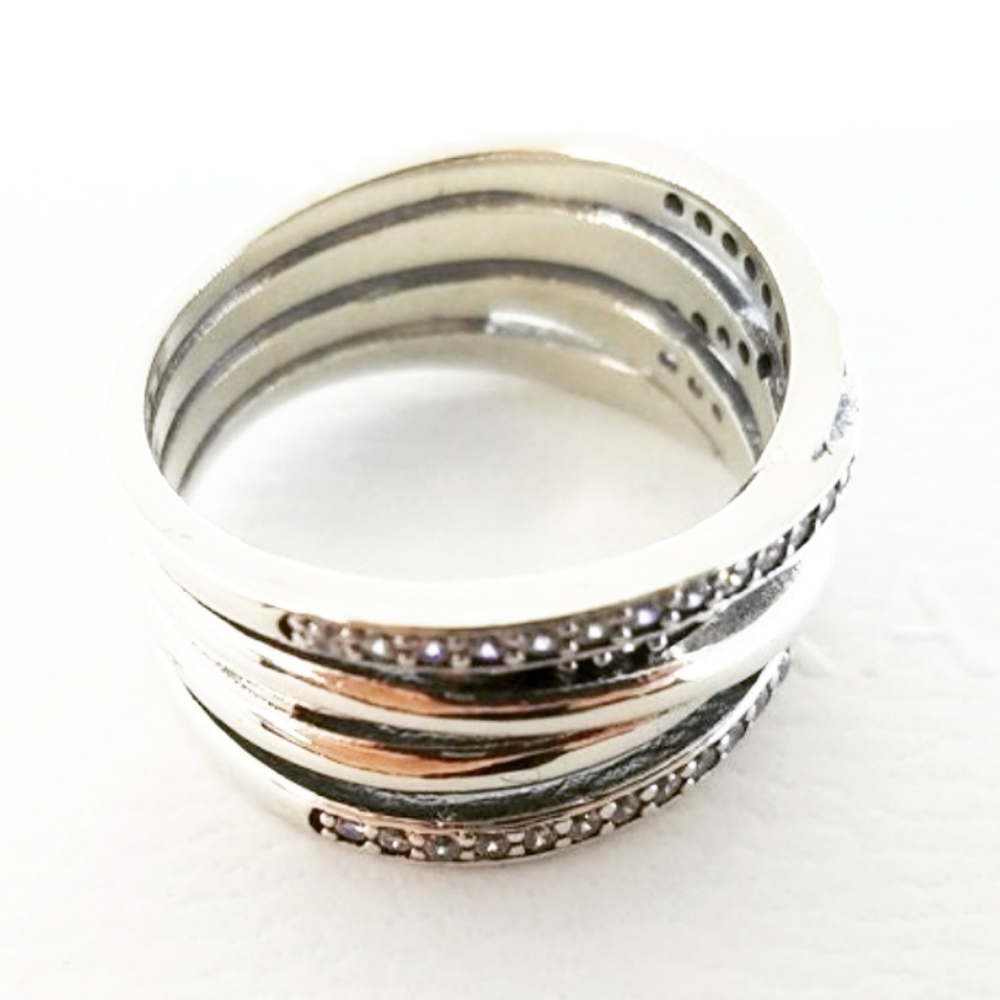 BRAND NEW Pandora ring " Sparkling published lines " size 7 - Picture 3 of 15
